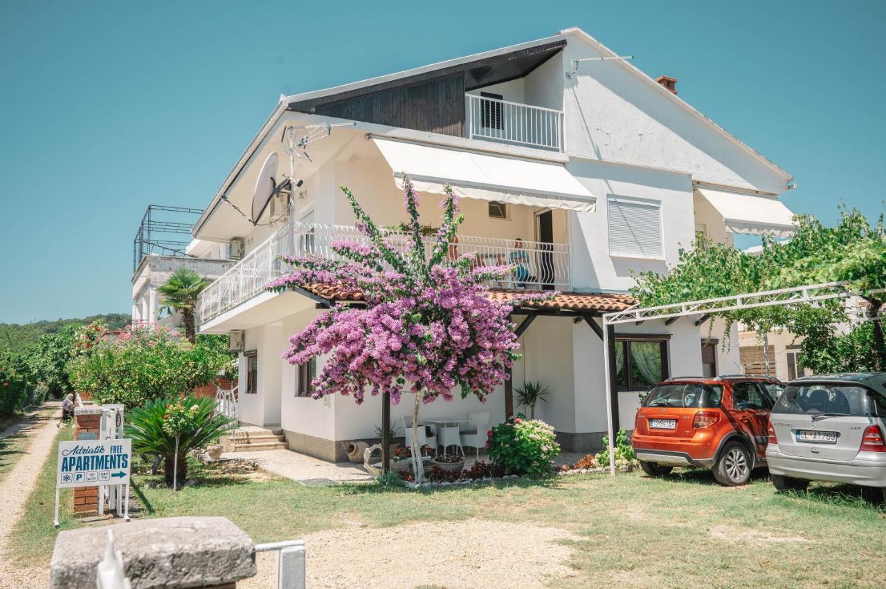 Vila Adriatik 乌尔齐尼 外观 照片